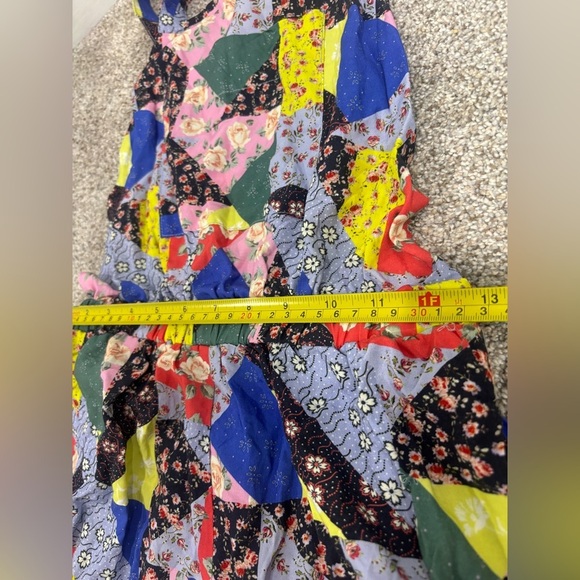 NEW! ANTHROPOLOGIE COREY LYNN CALTER FLORAL PATCHWORK SHORT OVERALLS Small - Picture 9 of 15